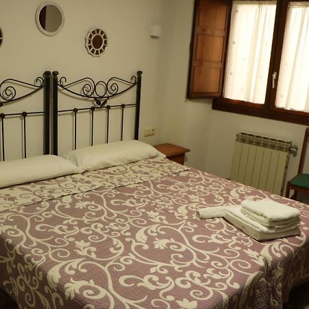 Hostal La Alberca Ла-Альберка Екстер'єр фото