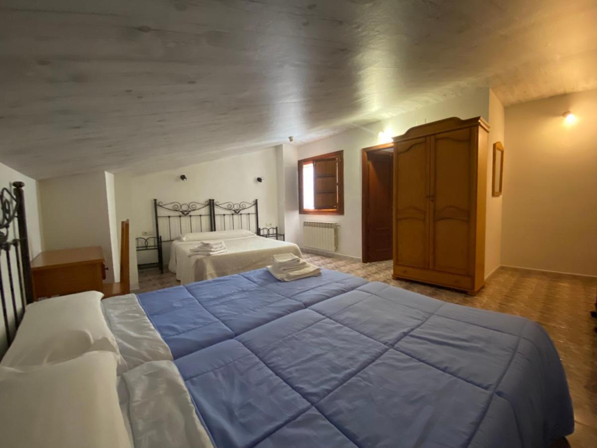 Hostal La Alberca Ла-Альберка Екстер'єр фото